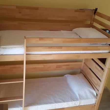 Almancil Hostel 호스텔