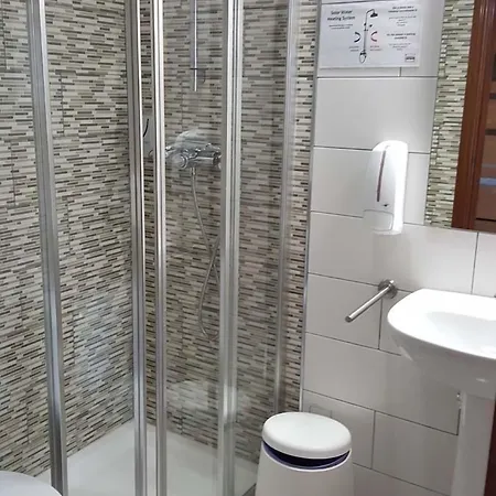 Almancil Hostel * المانسيل