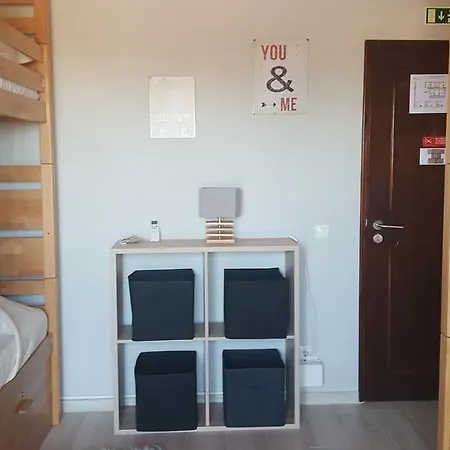 Almancil Hostel * אלמנסיל